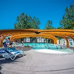 Mobil Confort 6 Pers. - 3 - Api-1-52-1637 Campsite *